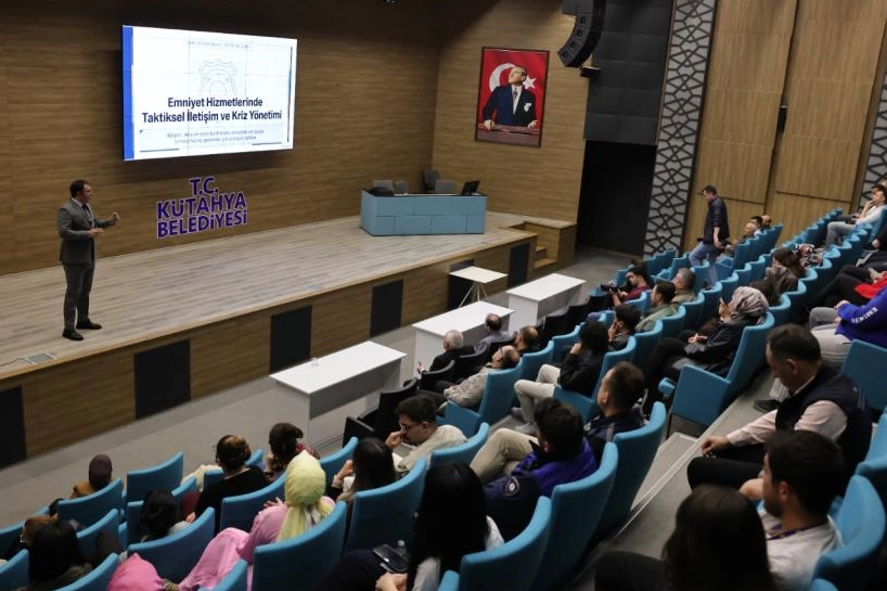 Kütahya Belediyesi’nden Personele 