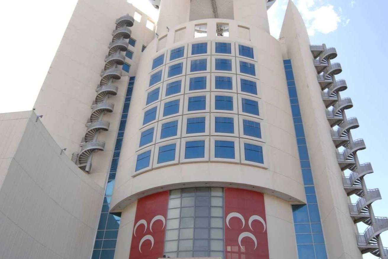 MHP Isparta Teşkilatında Yeniden Yapılanma: İl ve Tüm İlçe Yönetimleri Feshedildi
