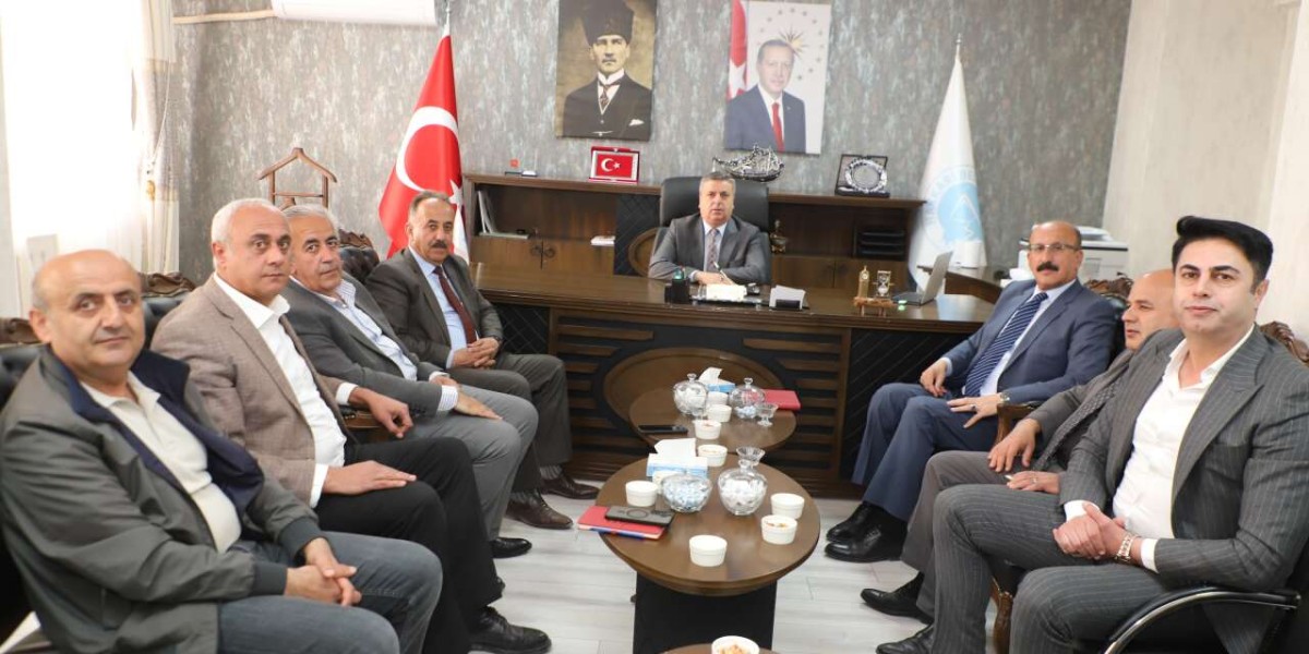 Hakkari Belediyesi’nde Bayram Hazırlıkları Hız Kazandı: Başkan Yardımcısı Yaşar Sahada!